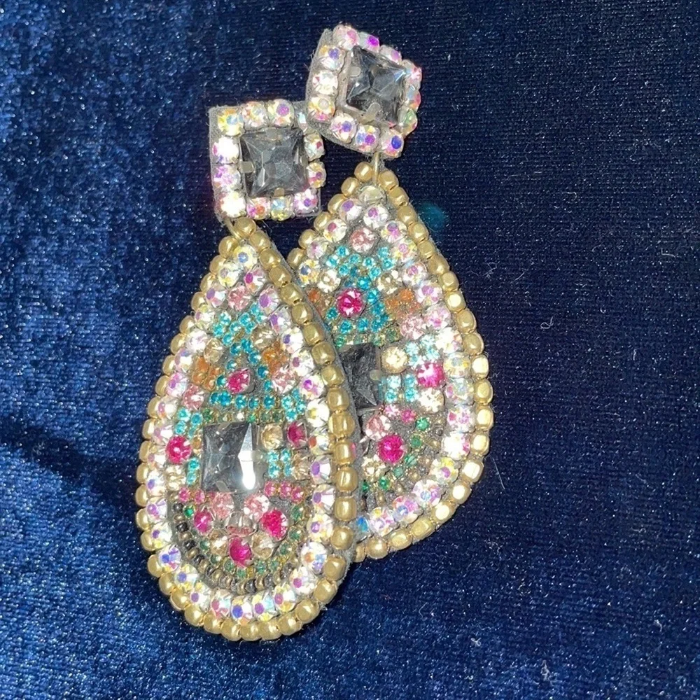 Natasha Earrings Multi Colored Stone Large Tear Drop Earrings Must See 🆕 🩷🩷